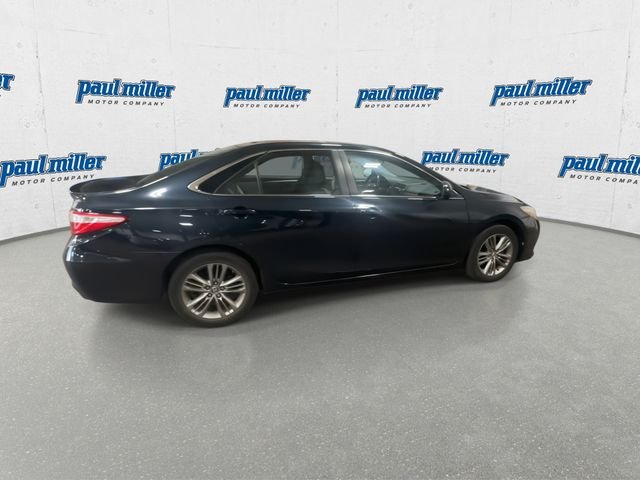 Used 2015 Gray Toyota SE image 12