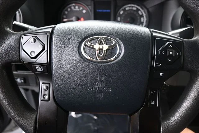 Used 2019 Silver Toyota SR image 17