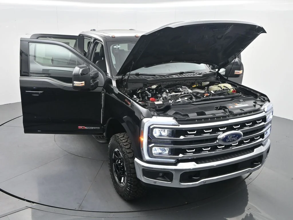 New 2026 Agate Black Metallic Ford F-250® Lariat® image 43