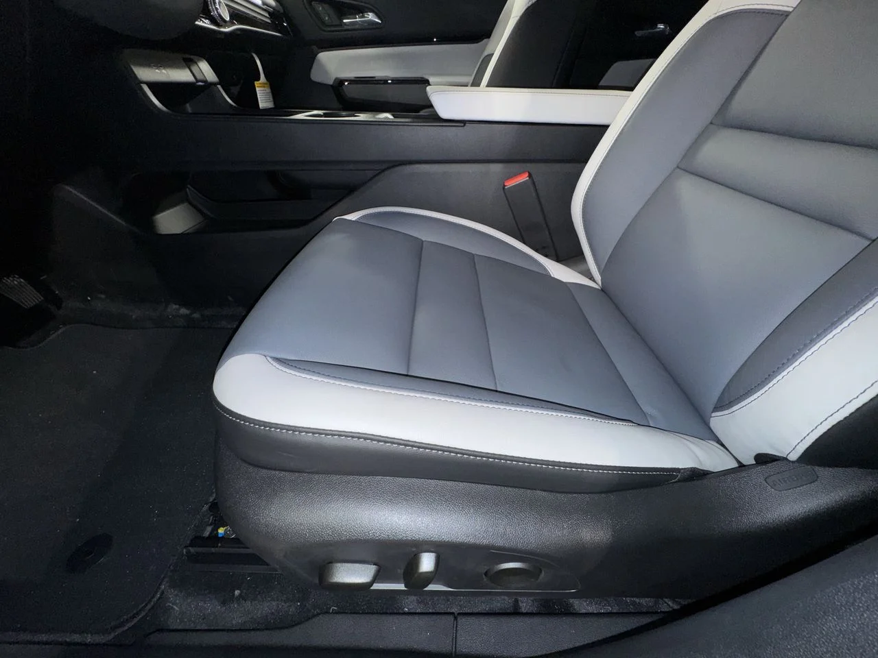 2026 Honda Prologue Touring - Photo 14