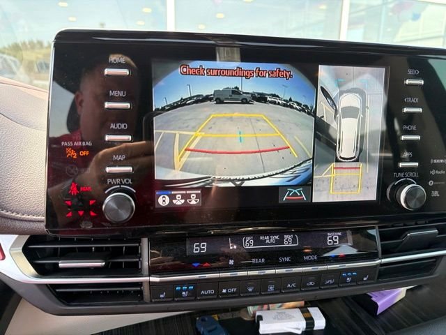 Used 2022 Beige Toyota Platinum image 5