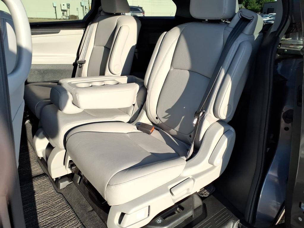 2024 Honda Odyssey Touring - Photo 6