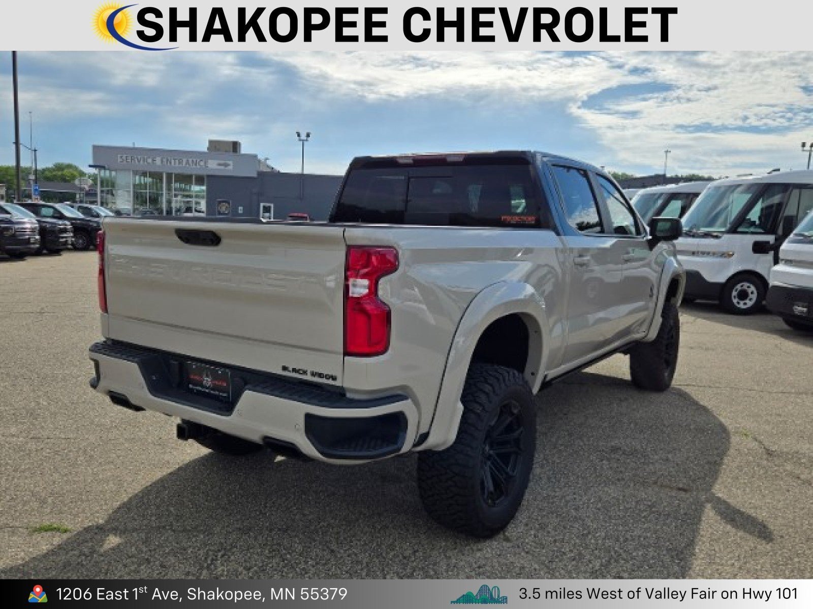 New 2026 White Sands Chevrolet RST (Black Widow Edition)  image 22