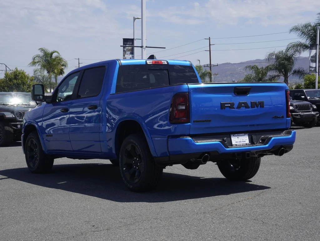 New 2026 Hydro Blue Pearl-Coat Exterior Paint RAM Big Horn/Lone Star image 6