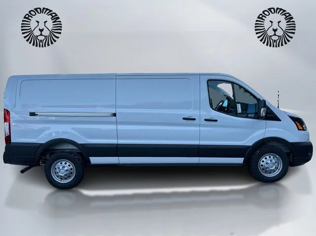 New 2025 Oxford White Ford Cargo Van image 33