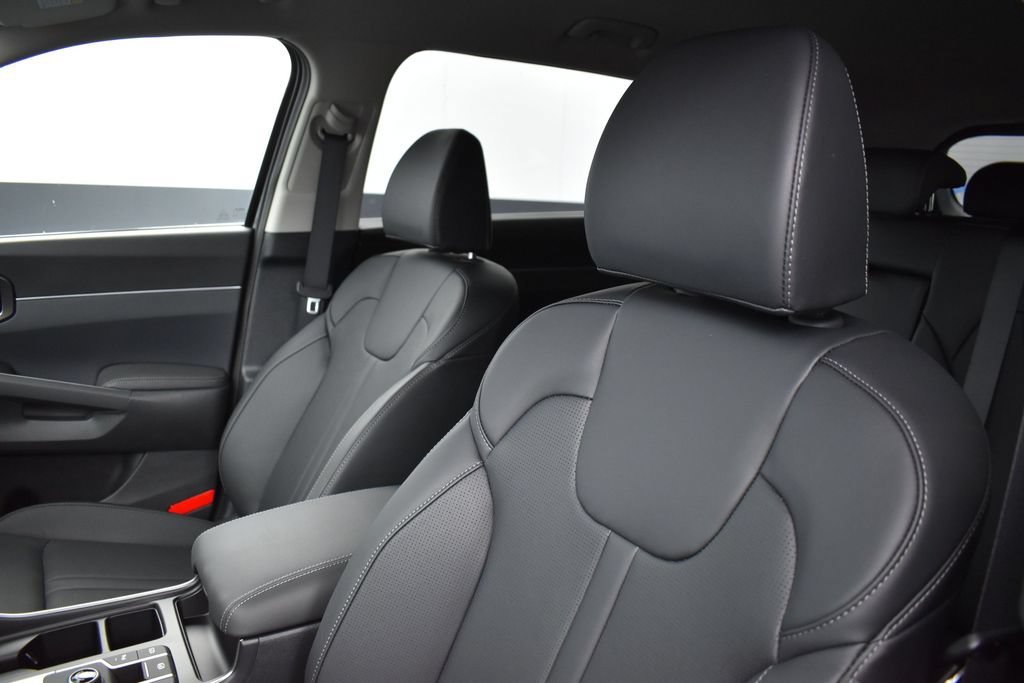 New 2026 Aurora Black Pearl Kia EX image 9
