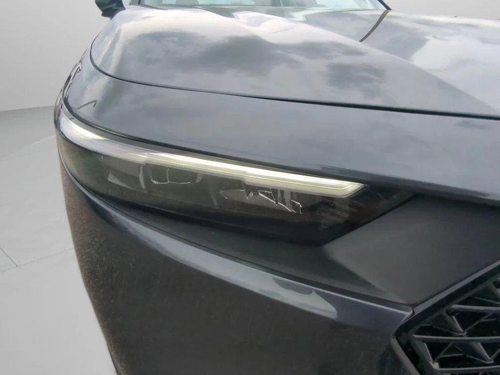 New 2026 Meteorite Gray Metallic Honda SE image 28