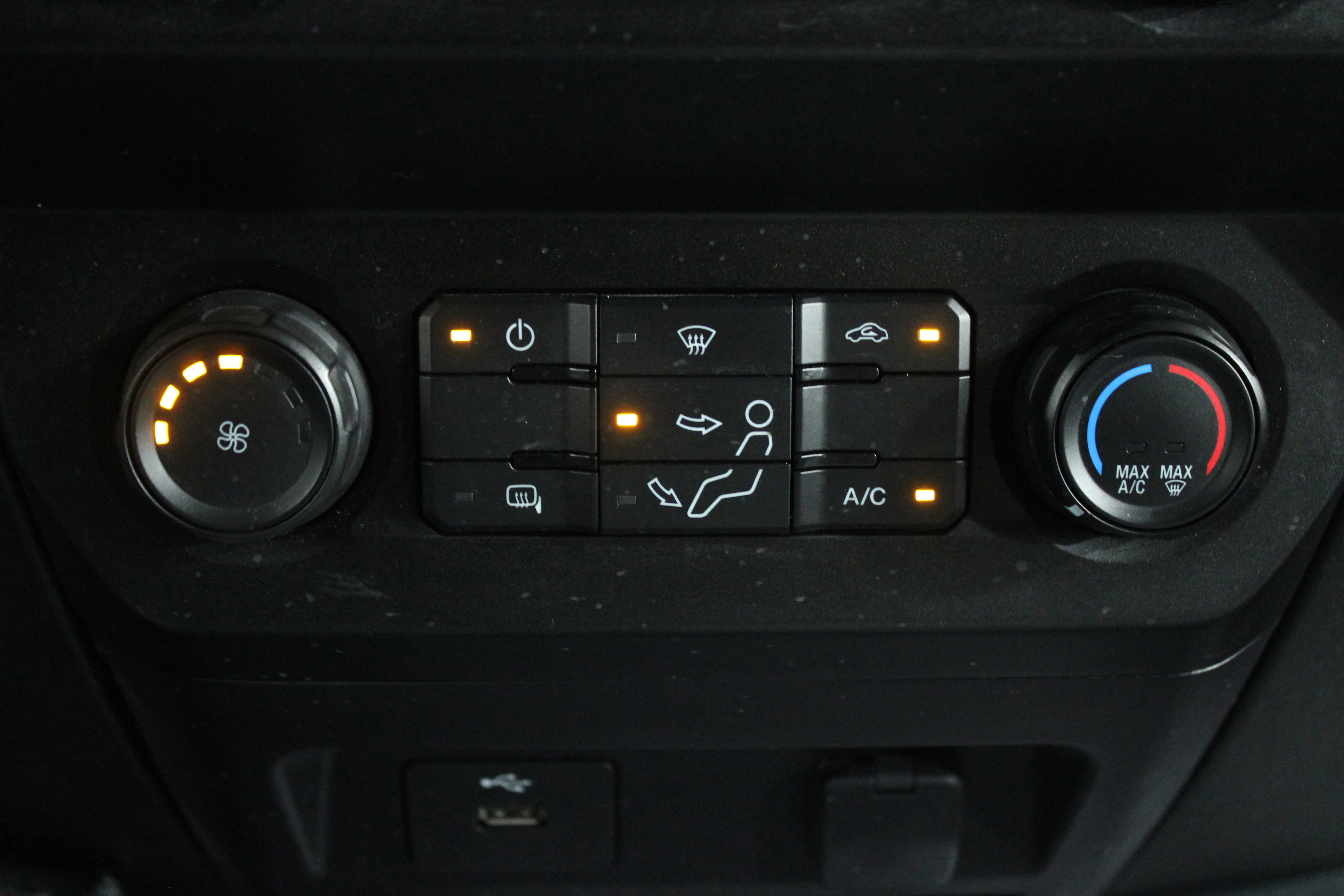 2020 Ford F-350 Super Duty Chassis Cab XL - Photo 14