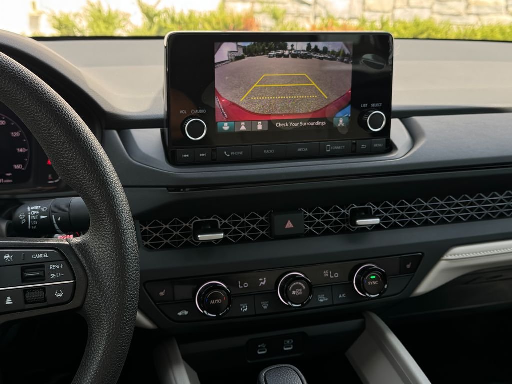 2025 Honda Accord SE - Photo 23