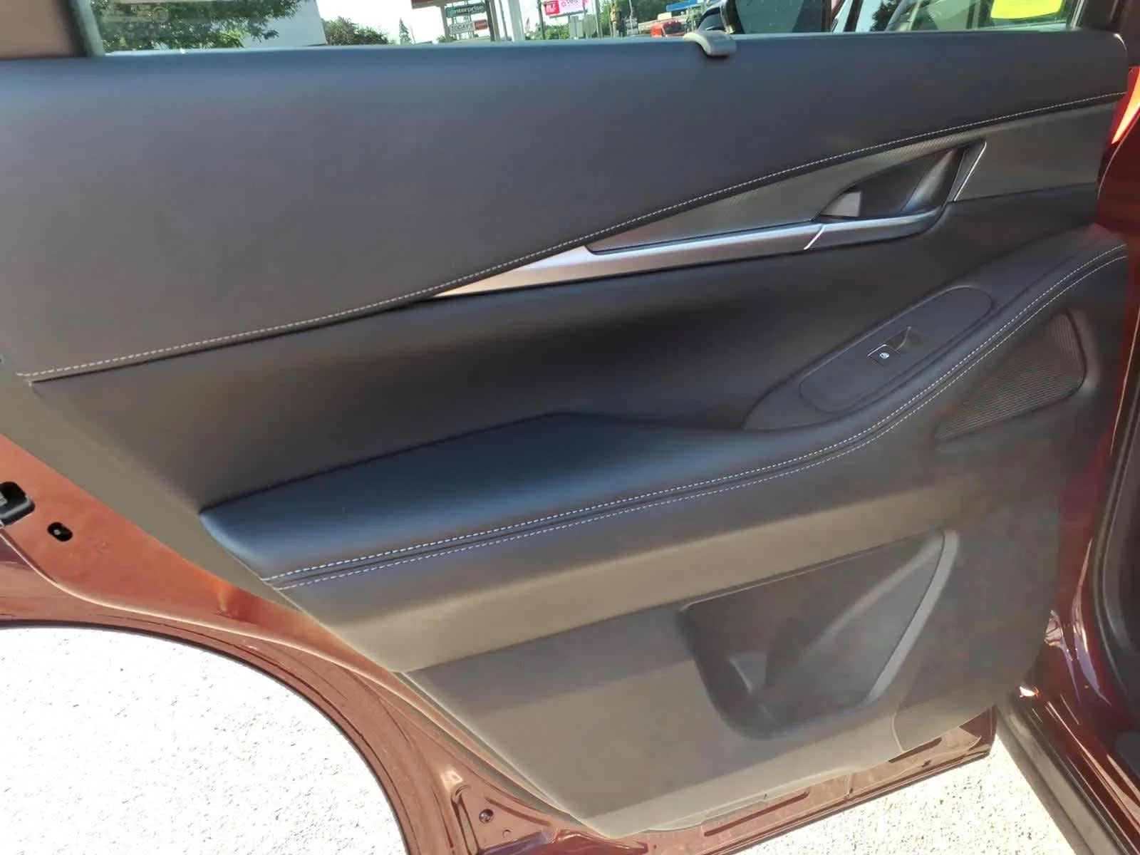 Certified Used 2023 Deep Bordeaux INFINITI LUXE image 11