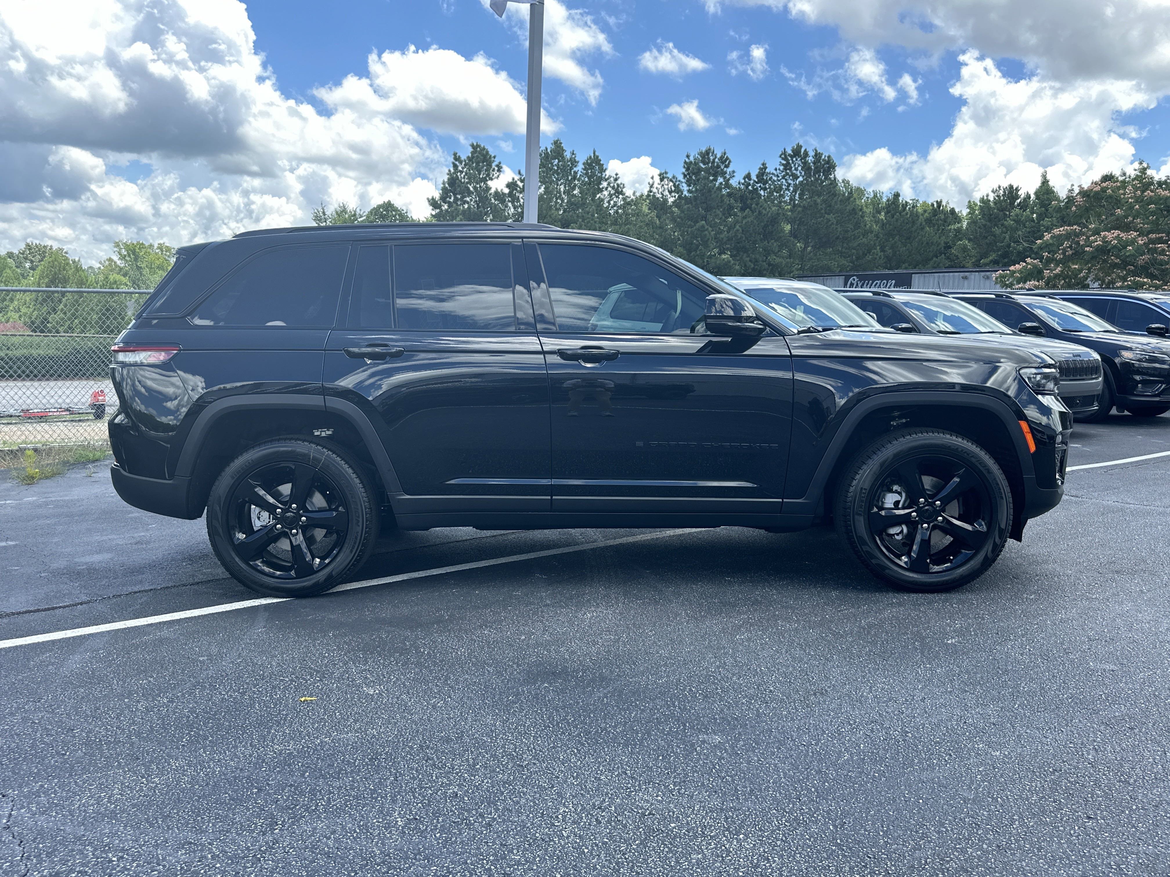 2025 Jeep Grand Cherokee Limited - Photo 9