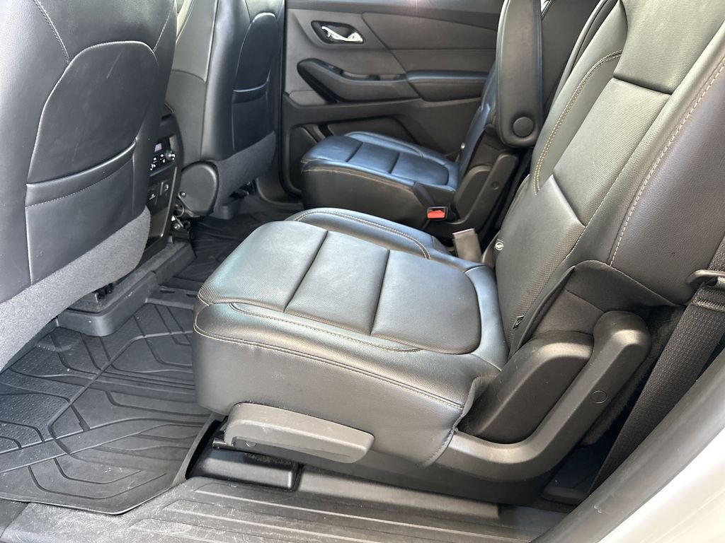 Used 2019 Beige Chevrolet Premier image 30