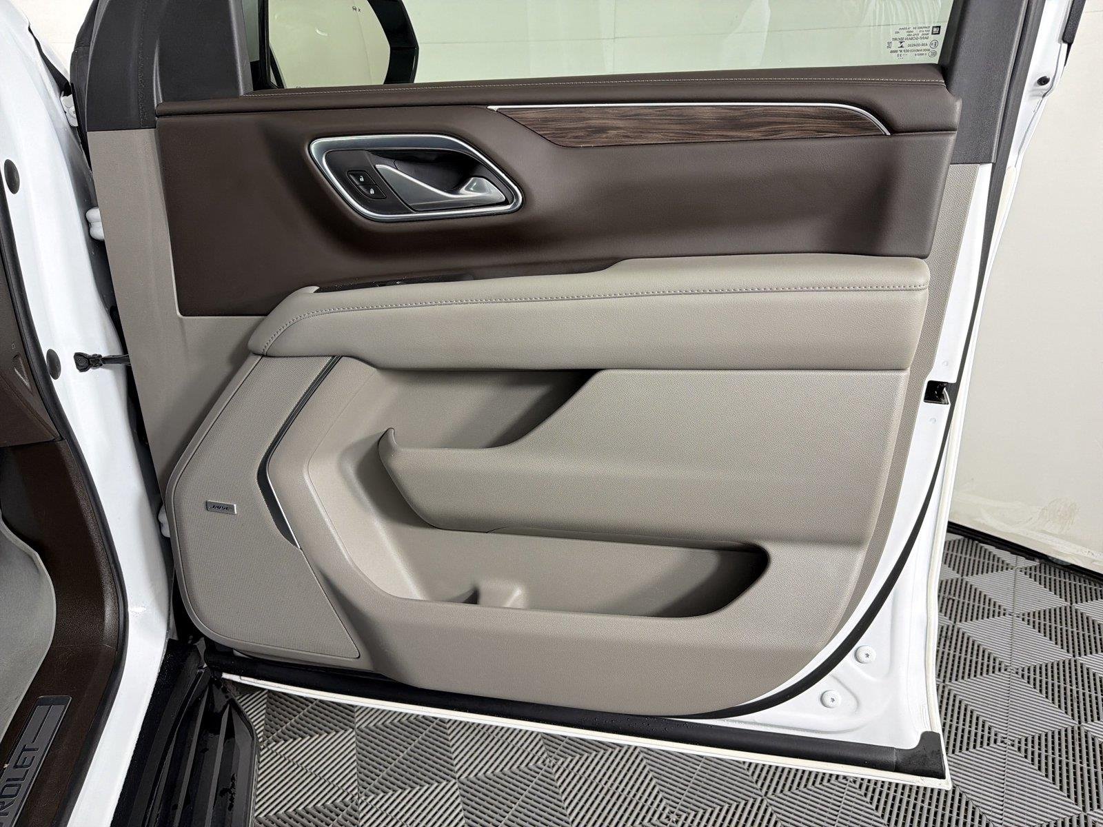2022 Chevrolet Tahoe LT - Photo 12