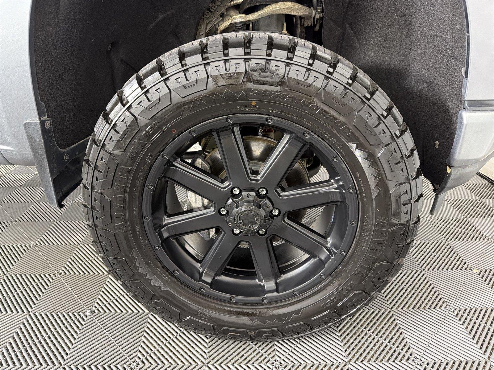 2019 Chevrolet Silverado 1500 RST - Photo 10