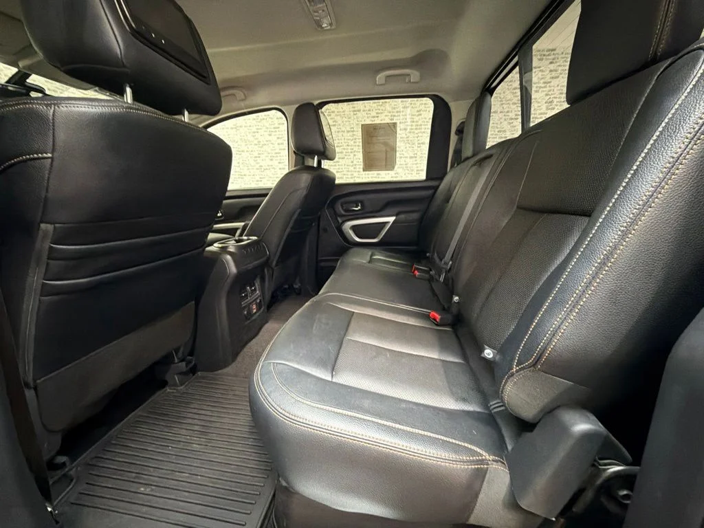 Used 2019 Gun Metallic Nissan SL image 13