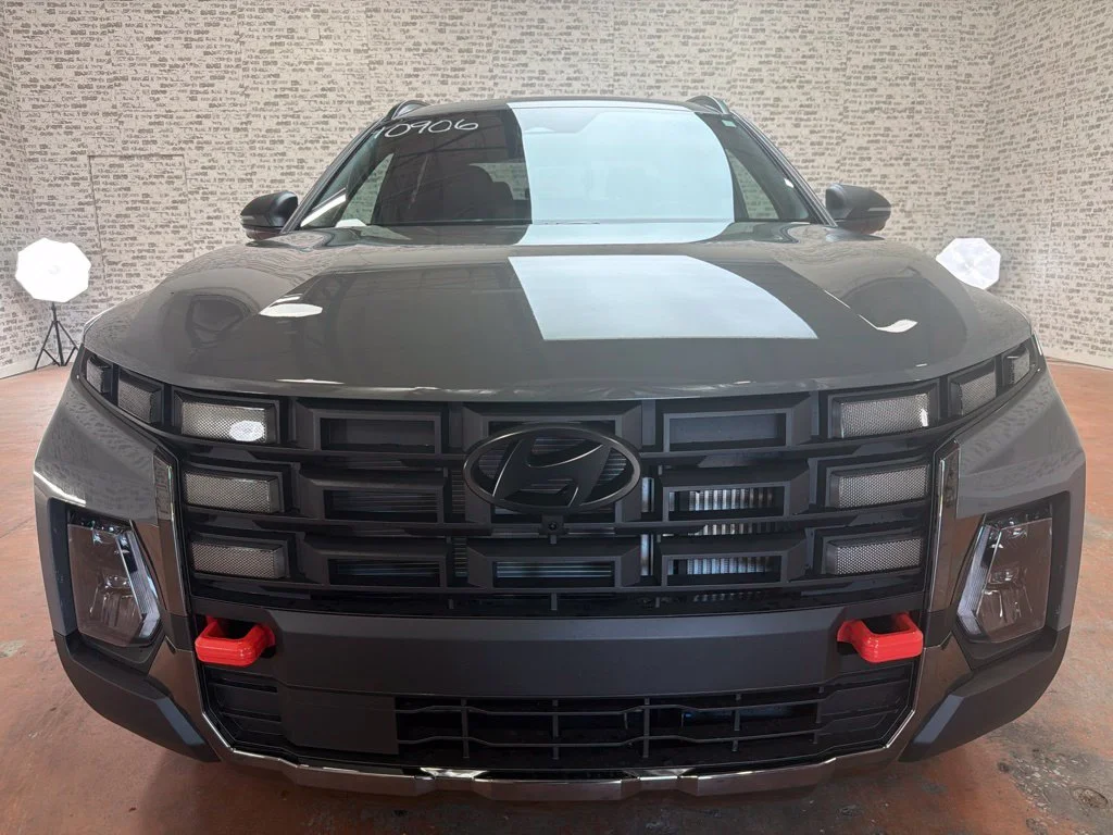 New 2027 Hampton Gray Hyundai XRT image 2