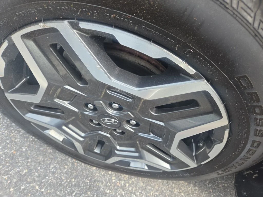 2023 Hyundai Santa Fe Limited - Photo 8