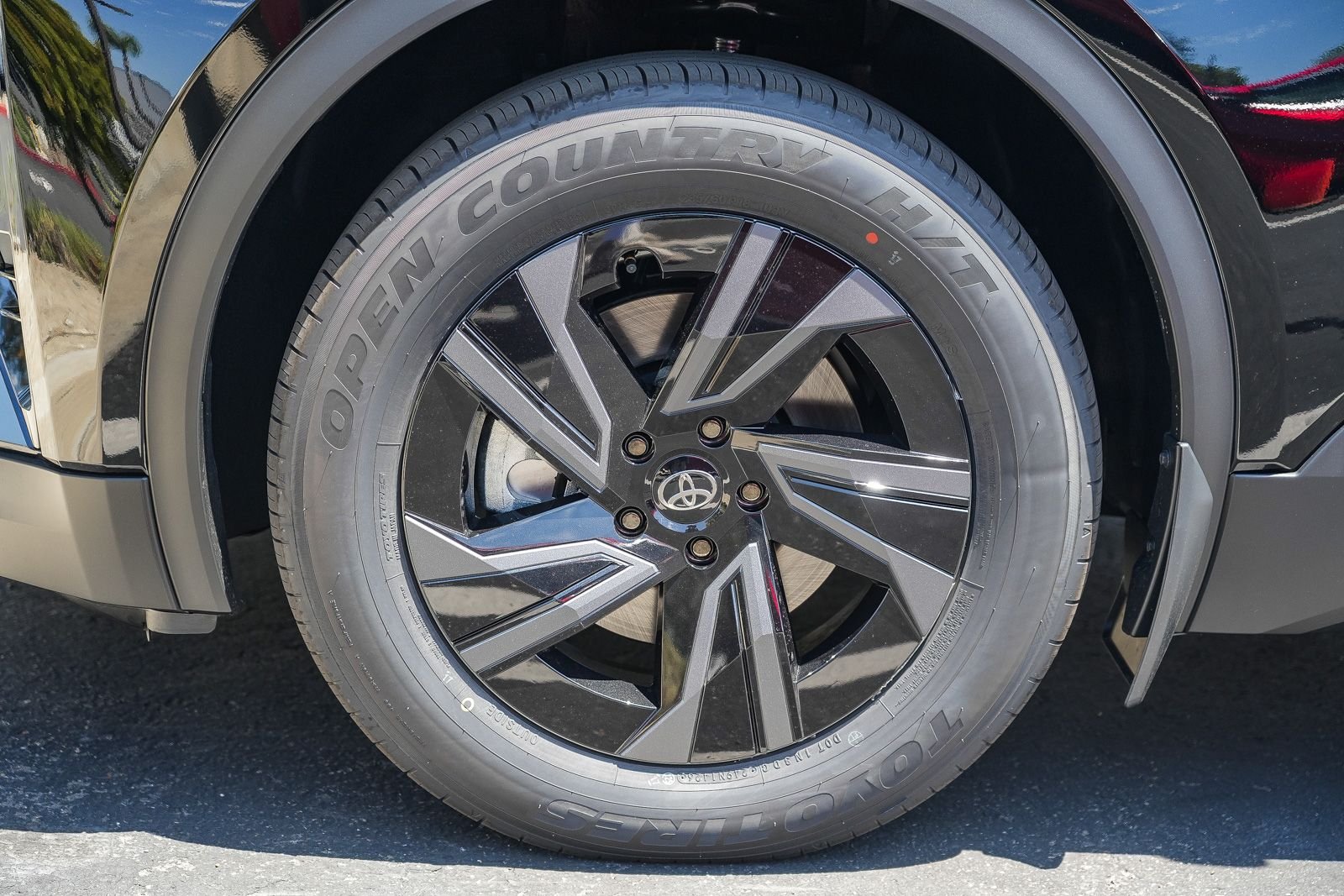 2026 Toyota C-HR SE - Photo 10