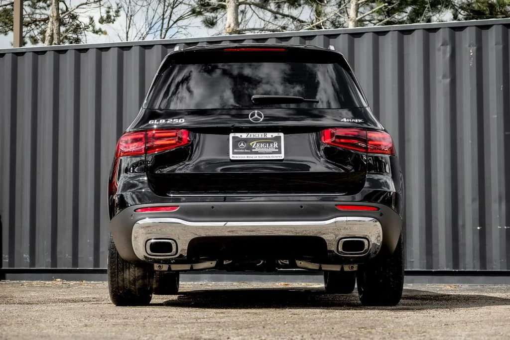 New 2026 Night Black Mercedes-Benz GLB 250 image 43