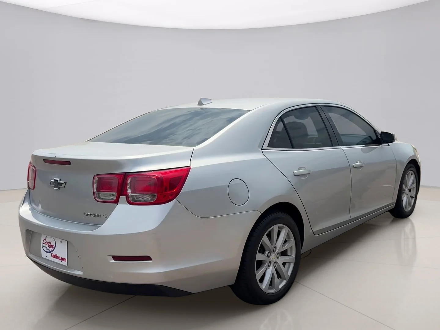 Used 2013 Silver Chevrolet 2LT image 5