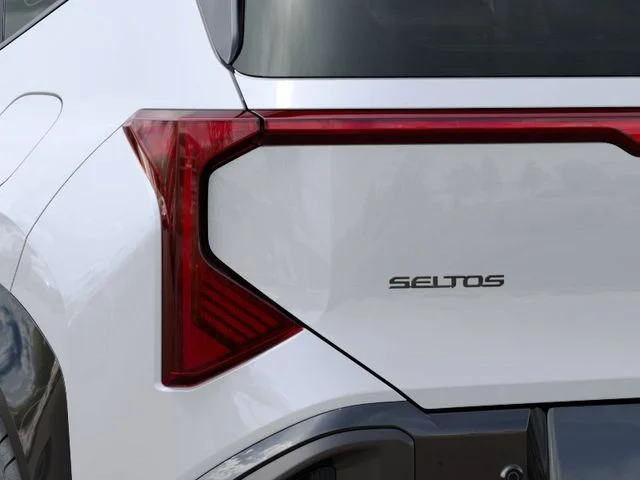 New 2027 Snow White Pearl Kia X-Line S image 11