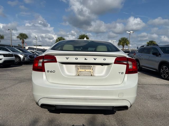 Used 2014 Crystal White Pearl Volvo T5 image 3