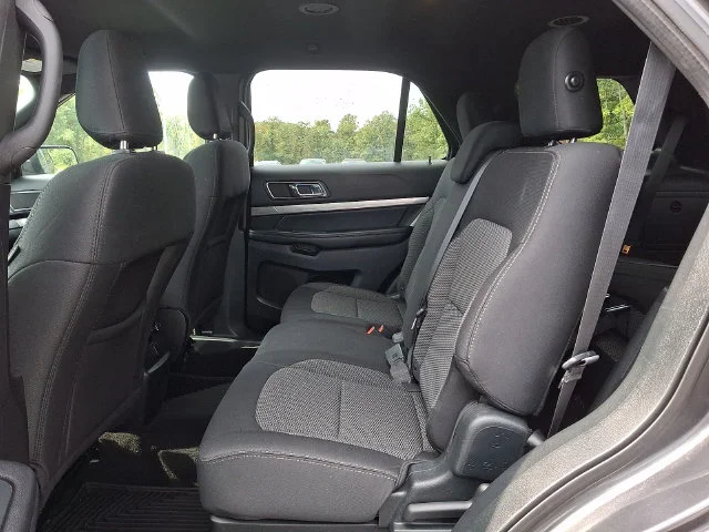 Used 2019 Gray Ford XLT image 11