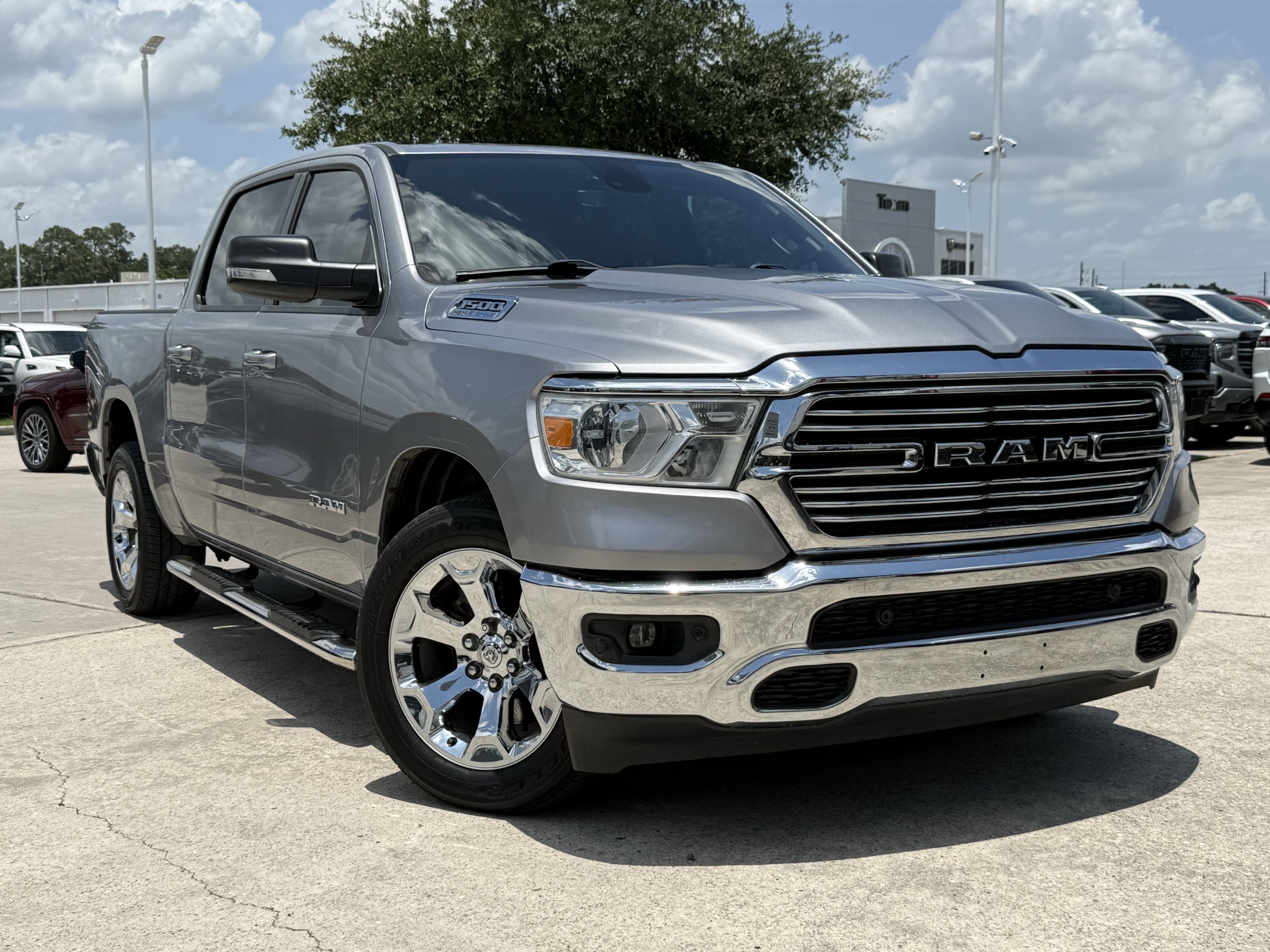 Used 2021 Billet Silver Metallic Clearcoat Ram Lone Star image 2