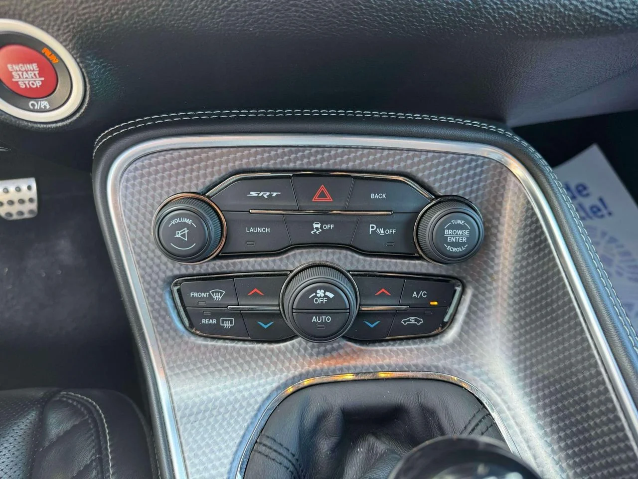 Used 2016 Pitch Black Clearcoat Dodge SRT Hellcat image 31
