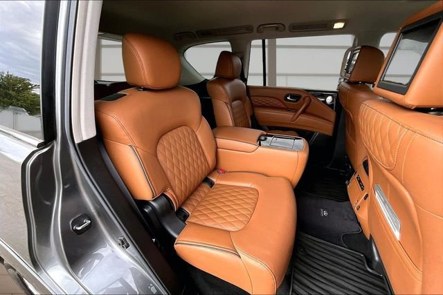 Used 2020  INFINITI  image 27