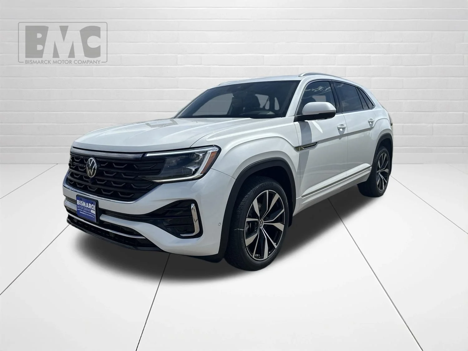 2026 Volkswagen Atlas Cross Sport 2.0T SEL Premium R-Line 4MOTION's photo