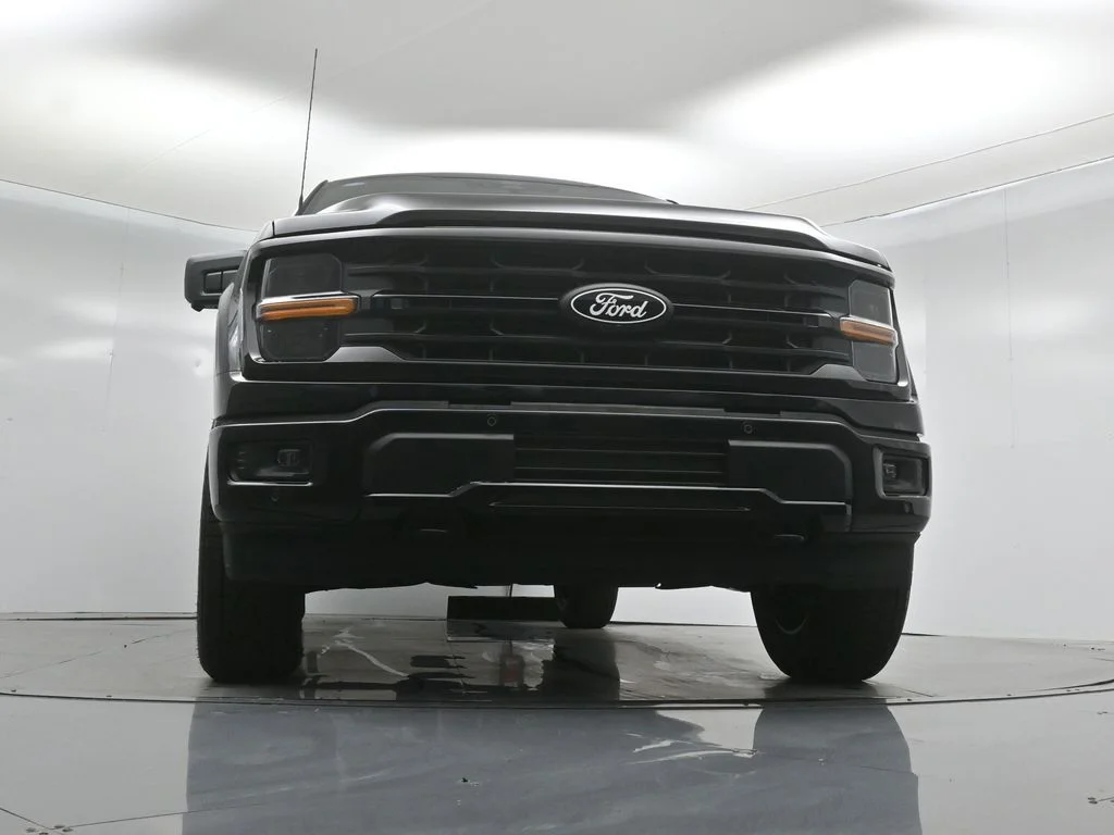 New 2026 Agate Black Metallic Ford XLT image 42