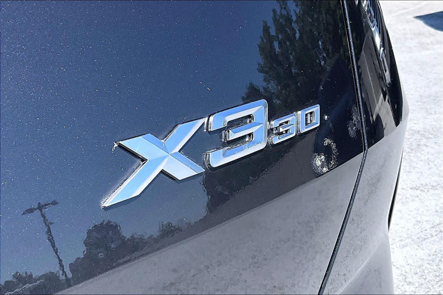 Used 2025 Frozen Pure Grey Metallic BMW 30 xDrive image 10