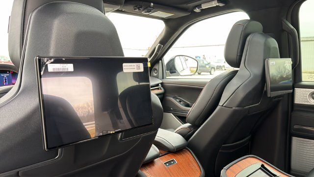2025 Lincoln Navigator Black Label - Photo 21
