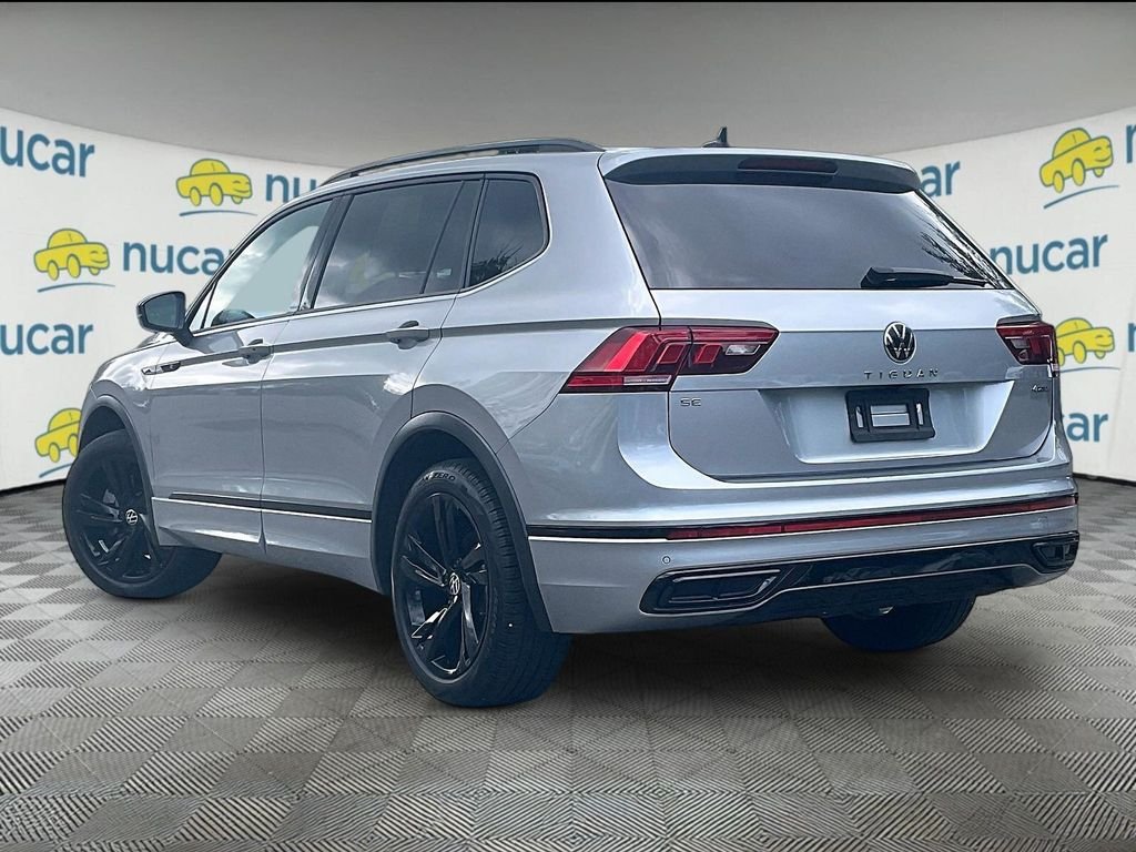 Used 2023 Silver Volkswagen 2.0T SE R-Line Black image 4