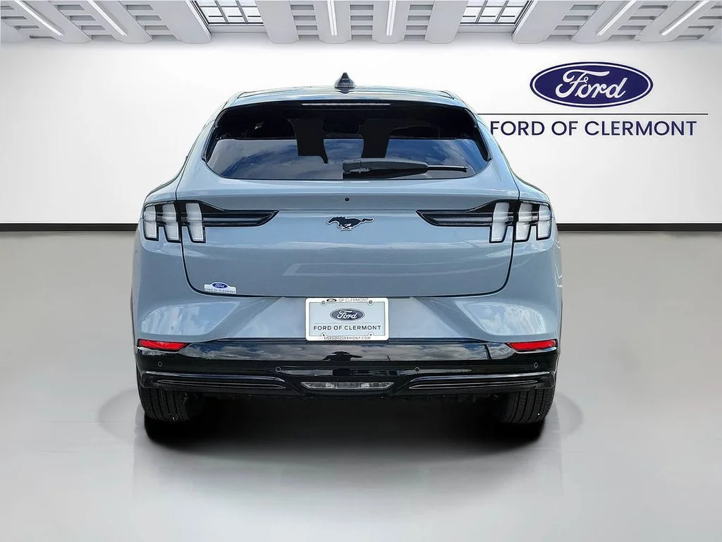 New 2026 Glacier Gray Metallic Tri-coat Ford Premium image 4
