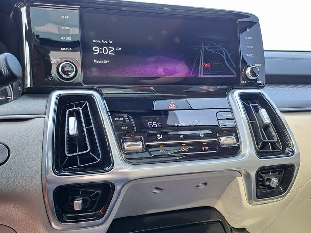 Used 2022 Gray Kia SX image 15