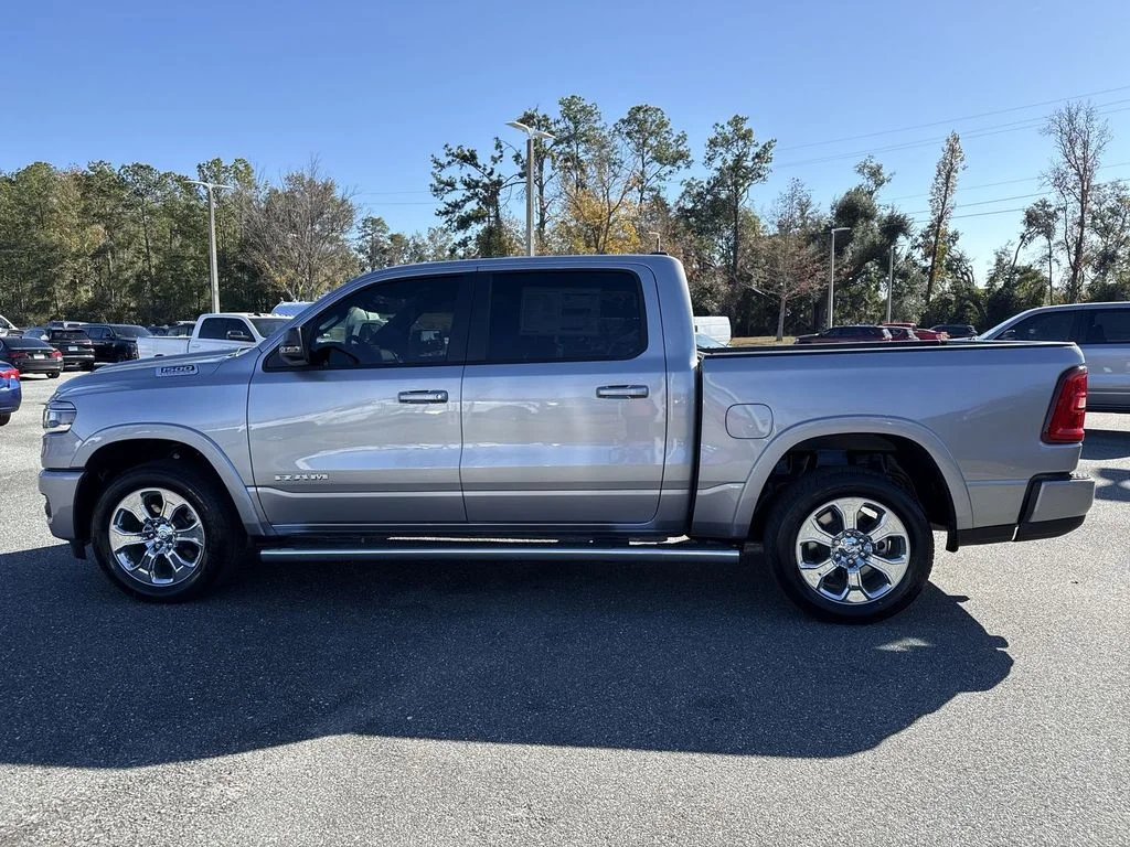 New 2026 Billet Silver Metallic Clear-Coat Exterior Paint RAM Big Horn/Lone Star image 6