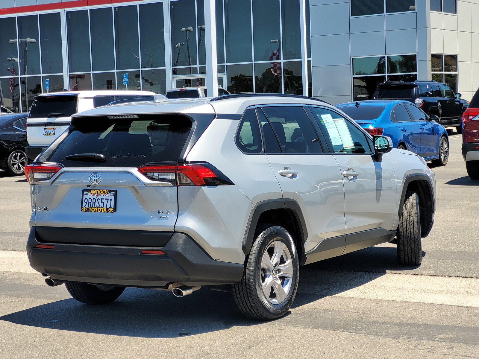 Used 2025 Silver Toyota XLE image 4