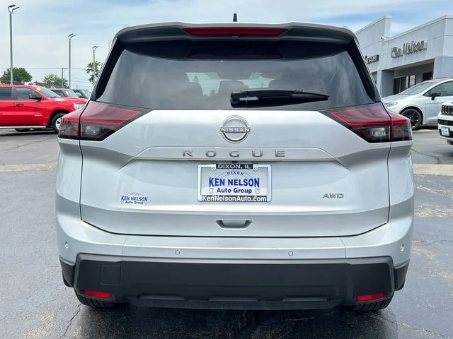 Certified Used 2025 Silver Nissan S image 4
