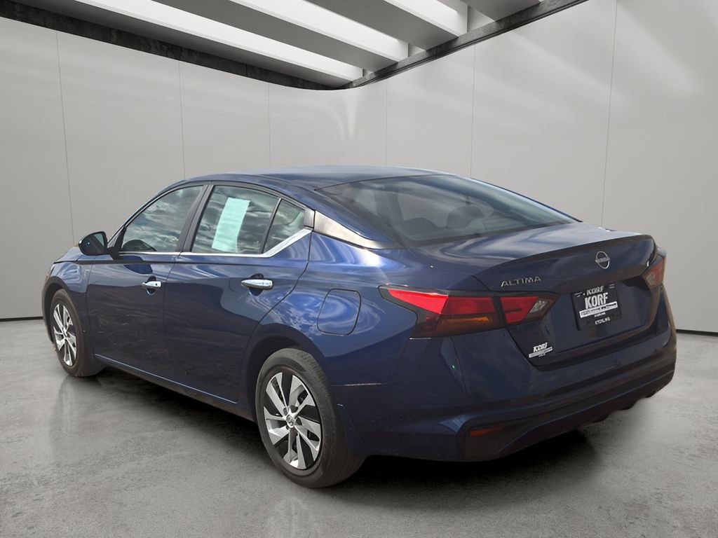 Used 2024 Deep Blue Pearl Nissan 2.5 S image 3