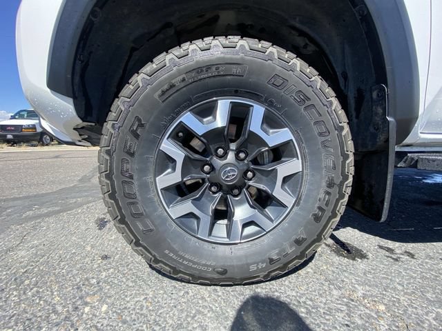 Used 2019 Super White Toyota SR5 image 10