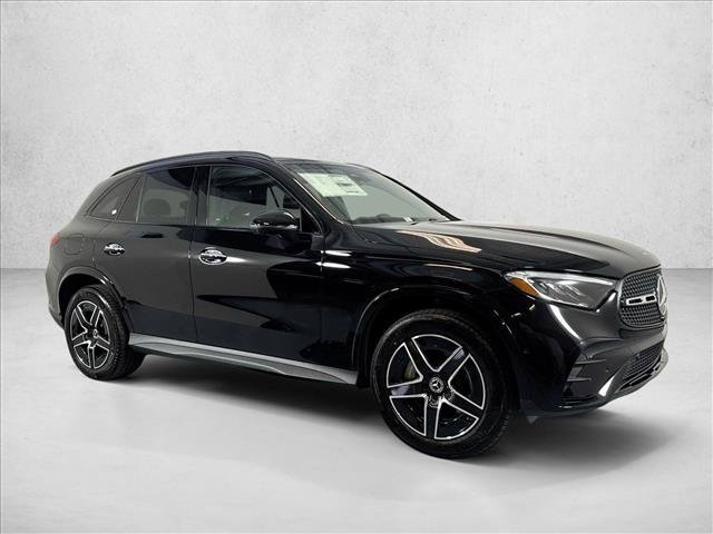 New 2026 Black Mercedes-Benz GLC 300 image 32