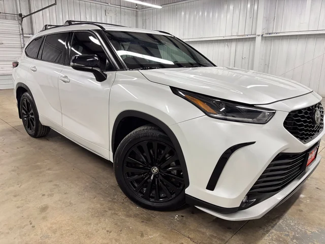 2024 Toyota Highlander XSE