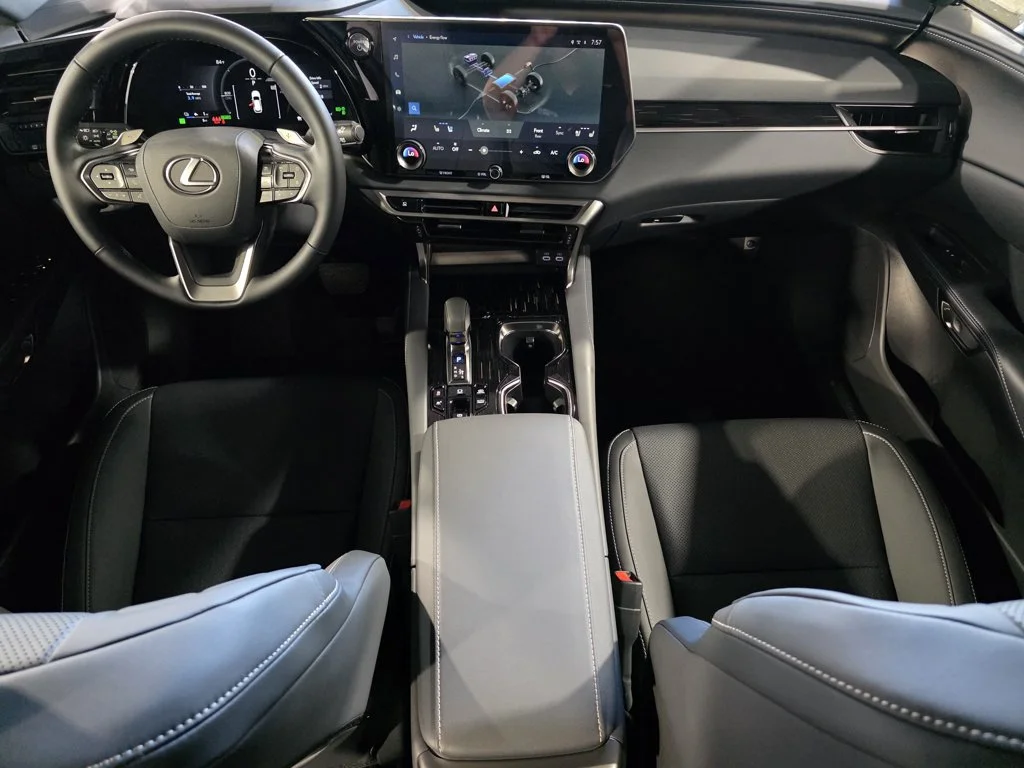 New 2026  Lexus 450h+ Premium image 30