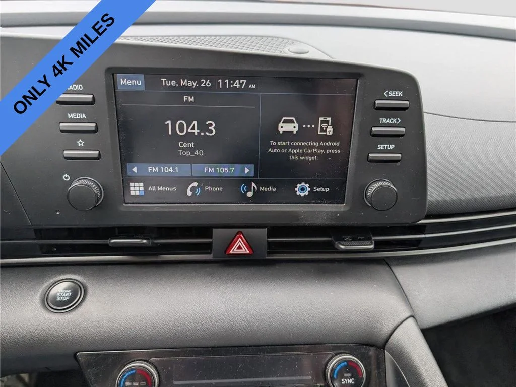 Used 2026 Silver Hyundai SEL Sport image 25