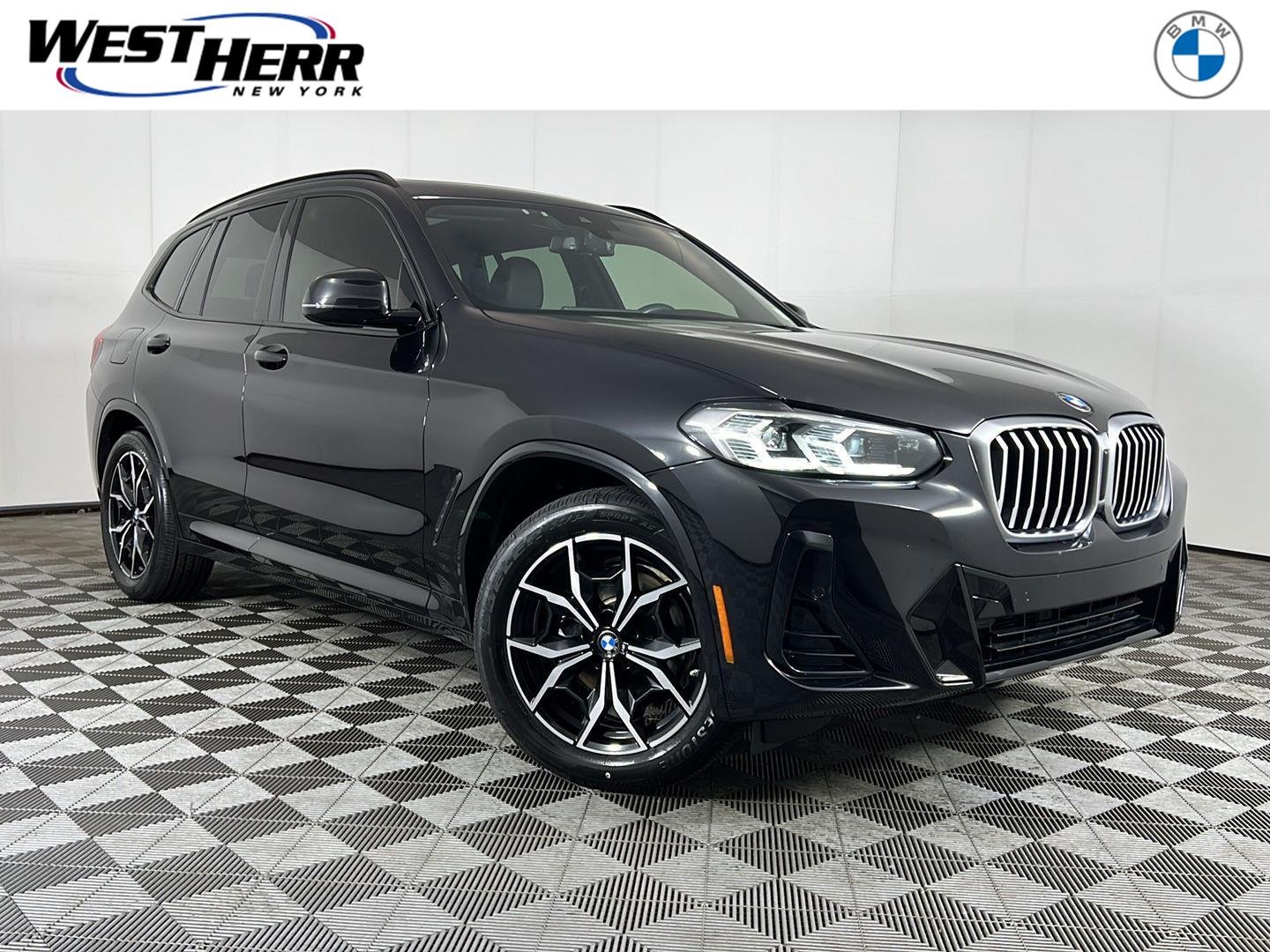 2022 BMW X3 xDrive30i's photo