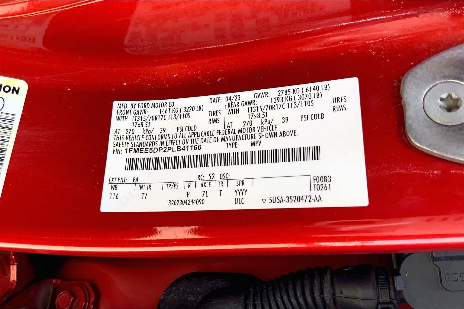 Used 2023 Hot Pepper Red Tinted Clearcoat Ford Wildtrak image 30
