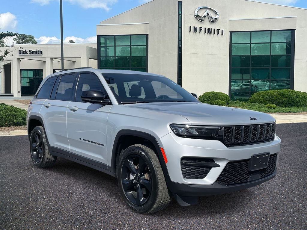 2023 Jeep Grand Cherokee Altitude