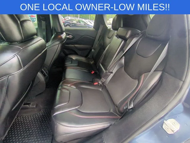 Used 2019 Blue Jeep Trailhawk image 30